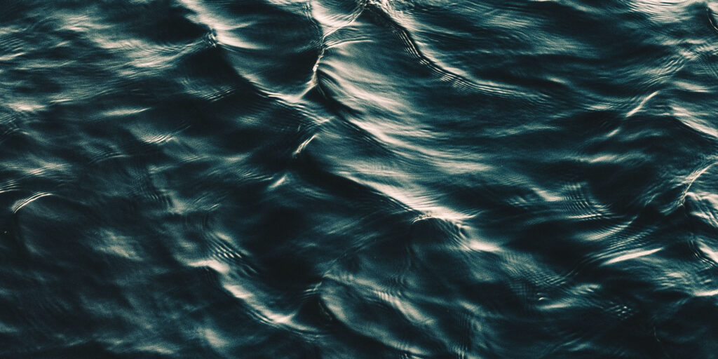 La Costituzione Acqua - 5 costituzioni della medicina cinese classica - profondità e oscurità dell'acqua